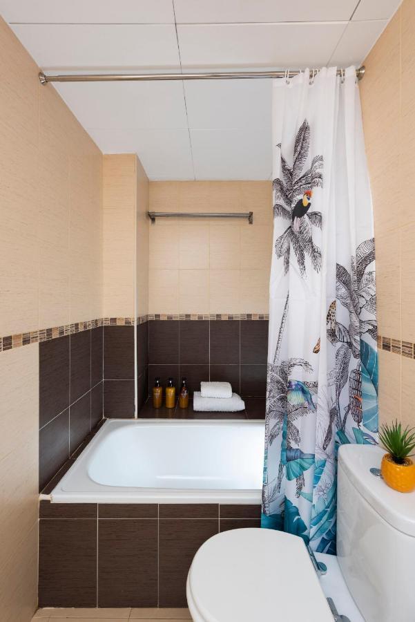 Unika Homes Malaga Beach & City Extérieur photo